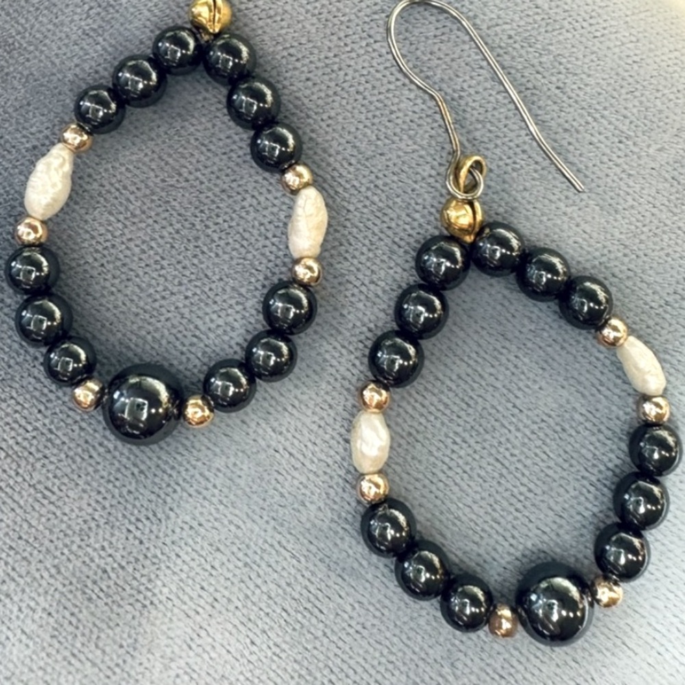 Vintage Hematite and pearl drop teardrop shaped beaded earrings